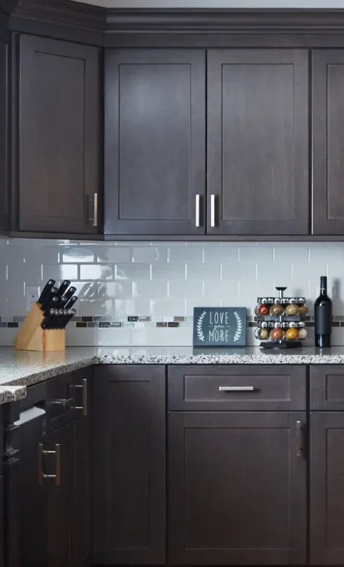 Fabuwood Allure series cabinetry by CabinetEZ, Clinton, MD.